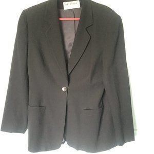 blazer Holt Renfrew VintageDONT' BE SHY MAKE AN OFFER!